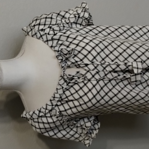 Max Studio Nordstrom blouse top  black white check ruffle sleeve size medium - Picture 3 of 10